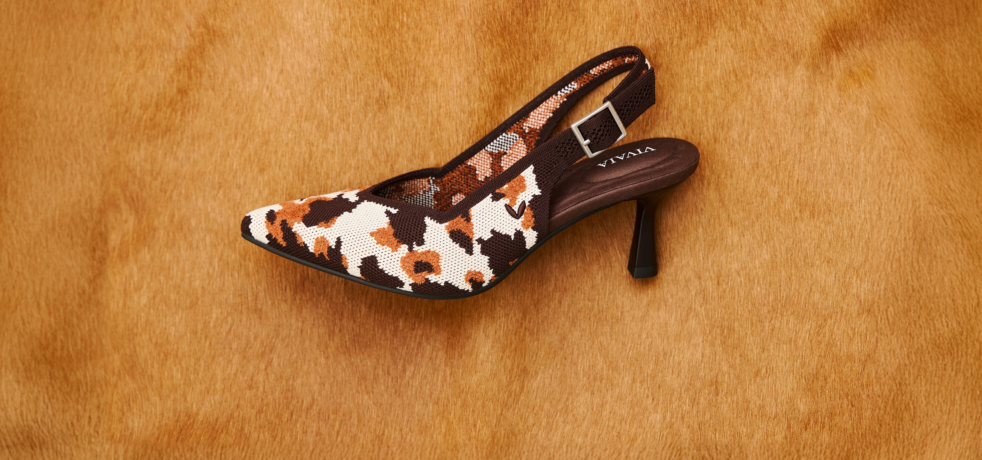 9 A.M. SHOES. 6 P.M. APPROVED.