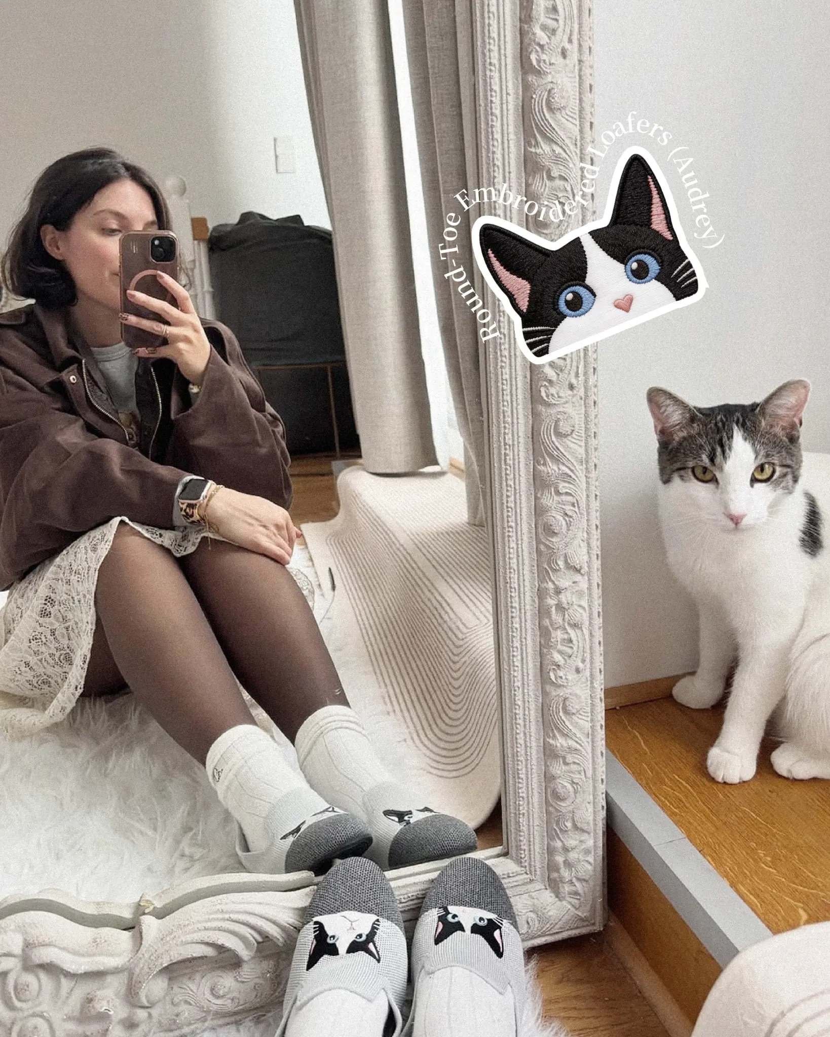 VIVAIA Audrey Moo Cat lifestyle shot with real cat
