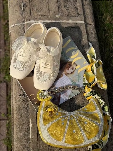 Lifestyle image for @georgeta.dinca wearing lace sneakerina
