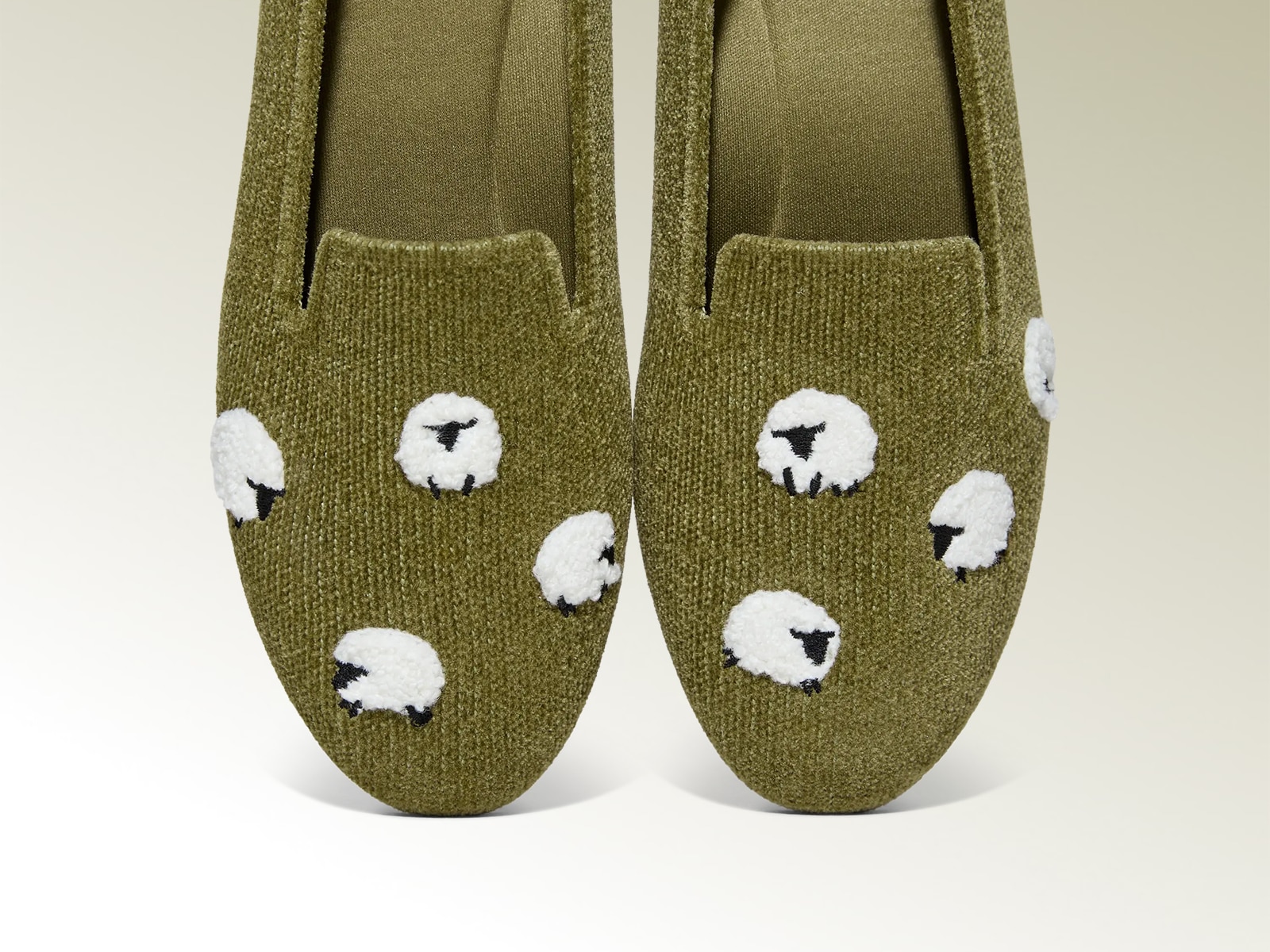 Wide Toe-Box – Audrey Loafer front view