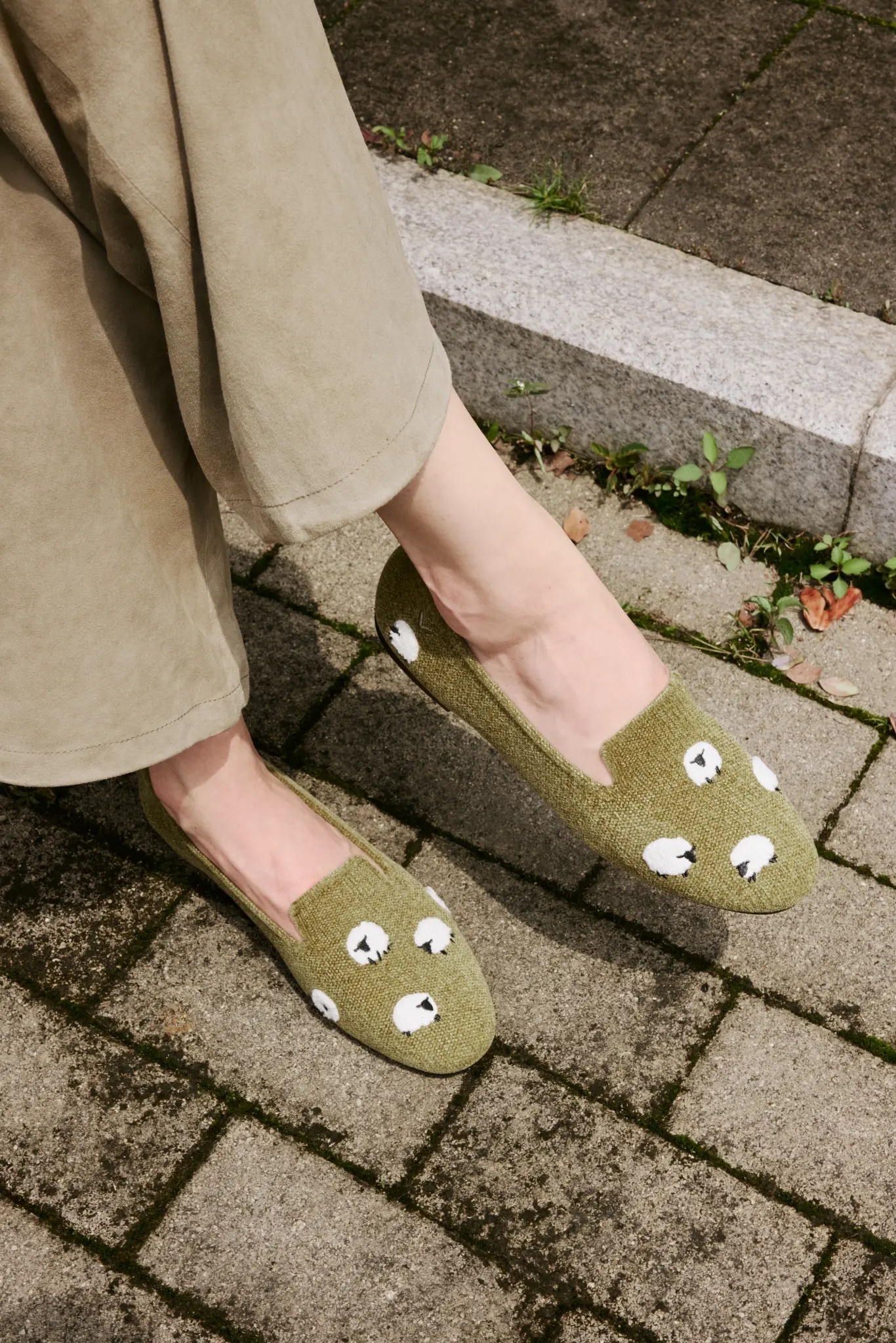 Olive Green – Fluffy Sheep