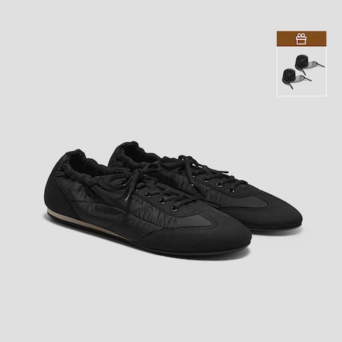 Black Jogger Re-Nylon Sneakerina Yancy