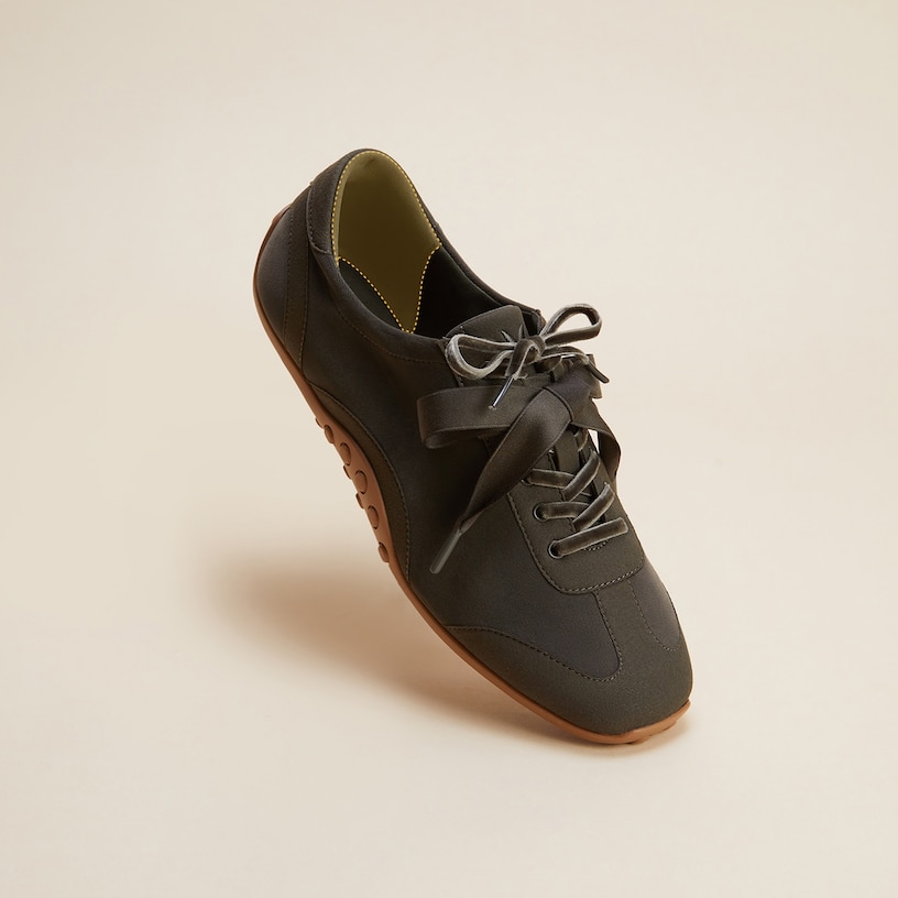 Cushioned heel padding detail on Carol