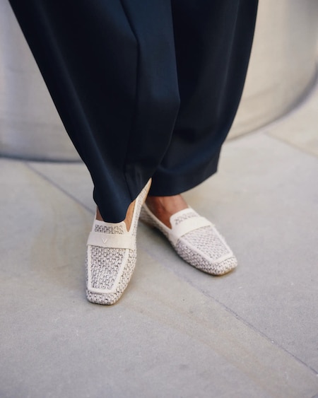 VIVAIA autumn loafer lookbook model