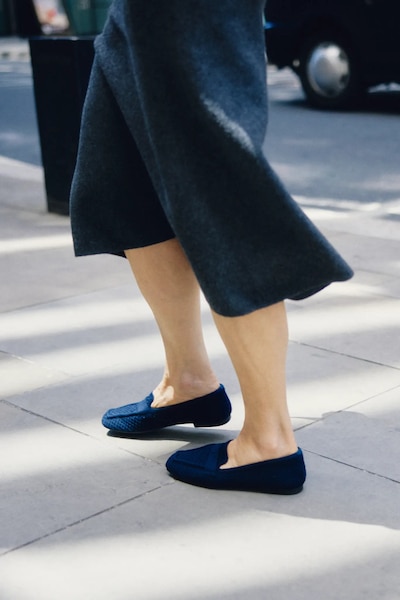 VIVAIA autumn loafer lookbook model