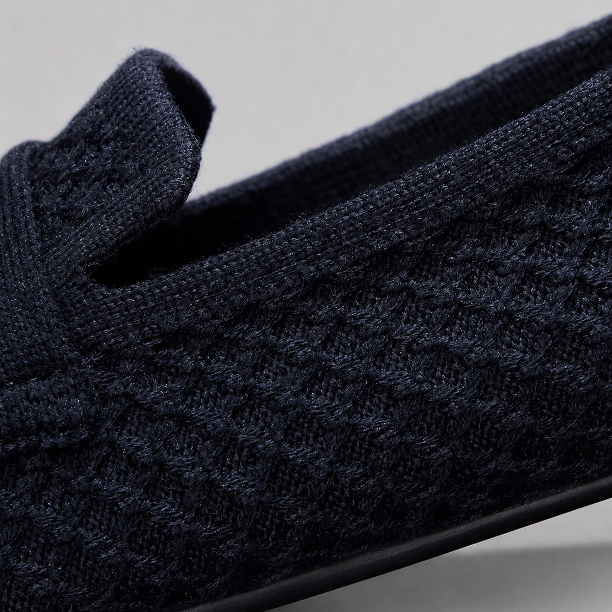 Close-up of the Wool Kinetic Hive knit upper