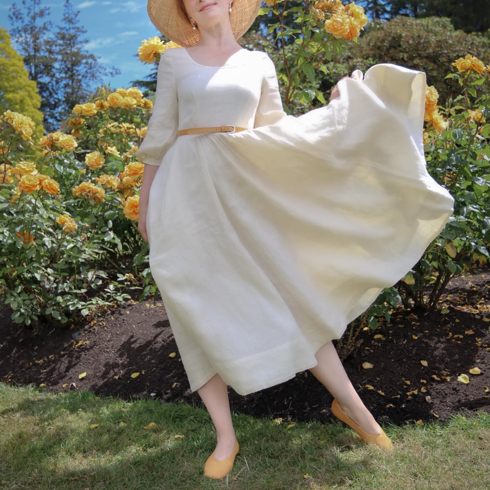 The Best Shoes for Wide Feet and Bunions VIVAIA