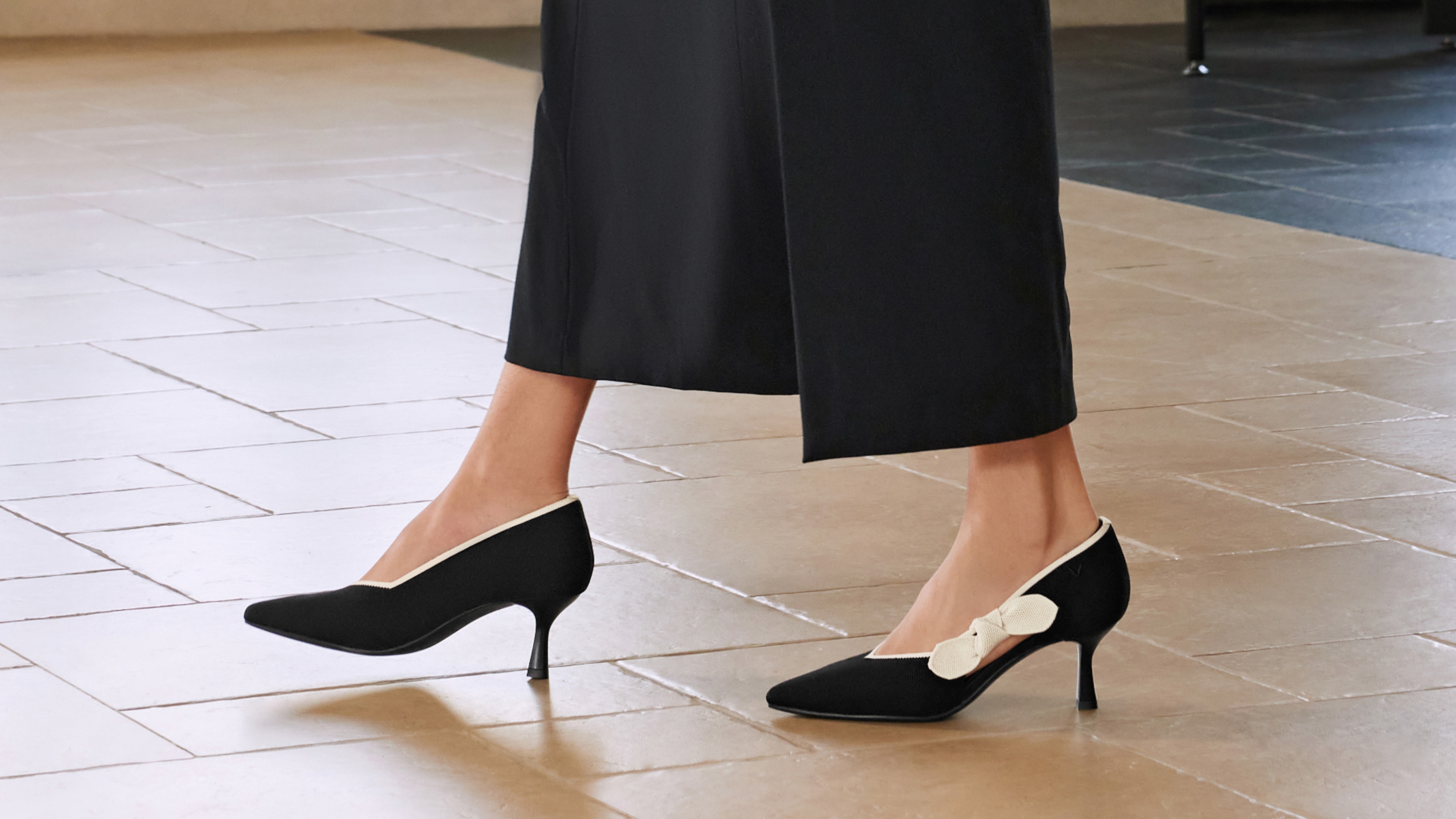 Ashley] ポインテッドトゥ リボン付き キトゥンヒール – VIVAIA JAPAN