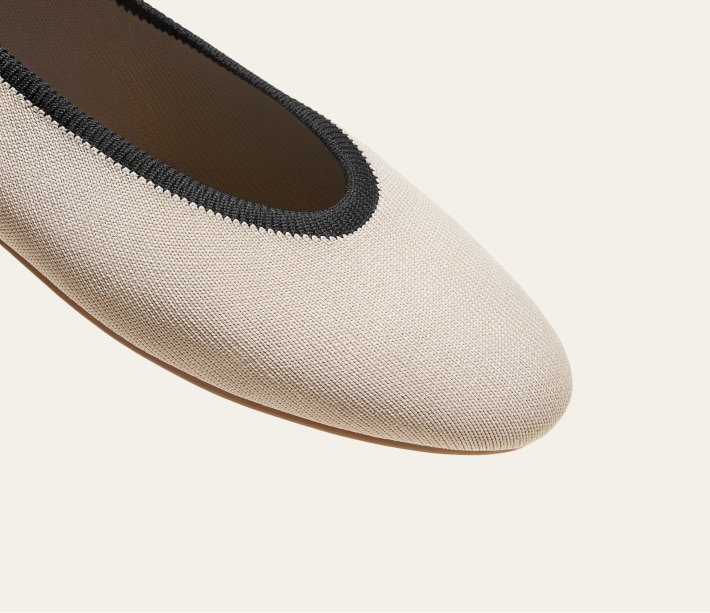 VIVAIA 今季新作 23.5 VIVAIA 今季新作 23.5 VIVAIA 今季新作 23.5 VIVAIA ネイビー フラット