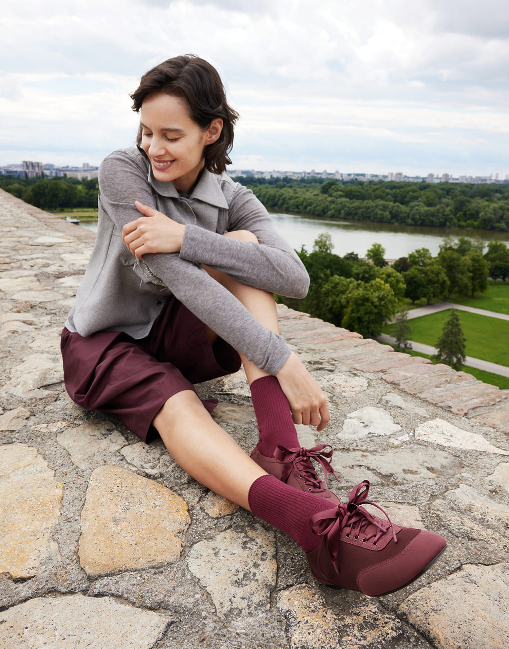 VIVAIA レースアップサテン スニーカーリーナ VIVAIA Cristina レース