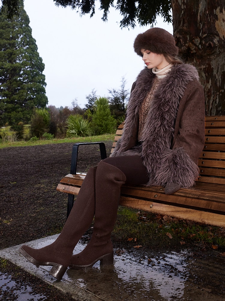 の*ら様 VIVAIA 折り返し式スクエアトゥロングブーツ Gia] 折り返し式 スクエアトゥ ニーハイブーツ – VIVAIA JAPAN