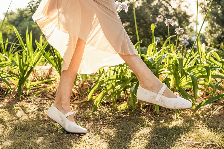 VIVAIAコラボ｜Healing Gardenシリーズ – VIVAIA JAPAN