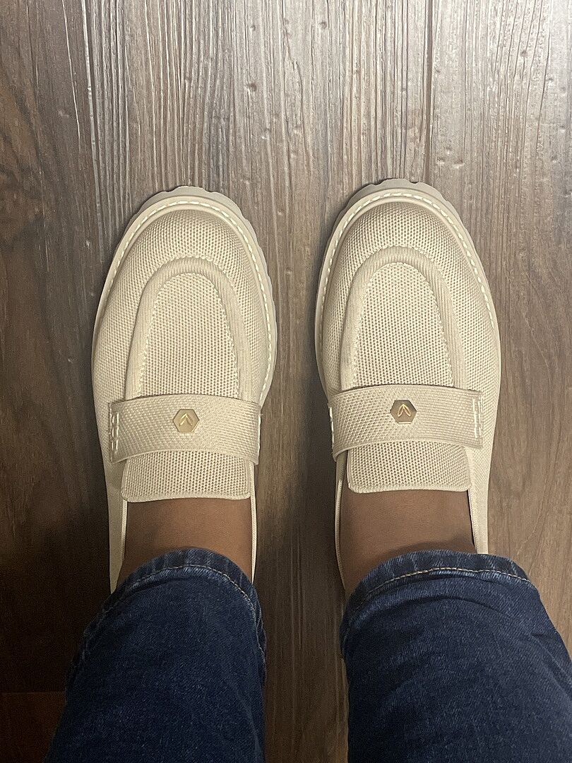 Customer photo of VIVAIA loafers shared by Yuki
