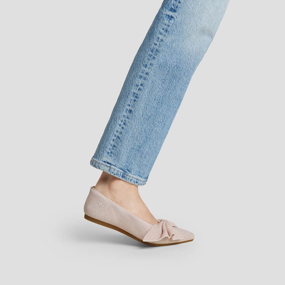 Azura worn with jeans — all-day comfort