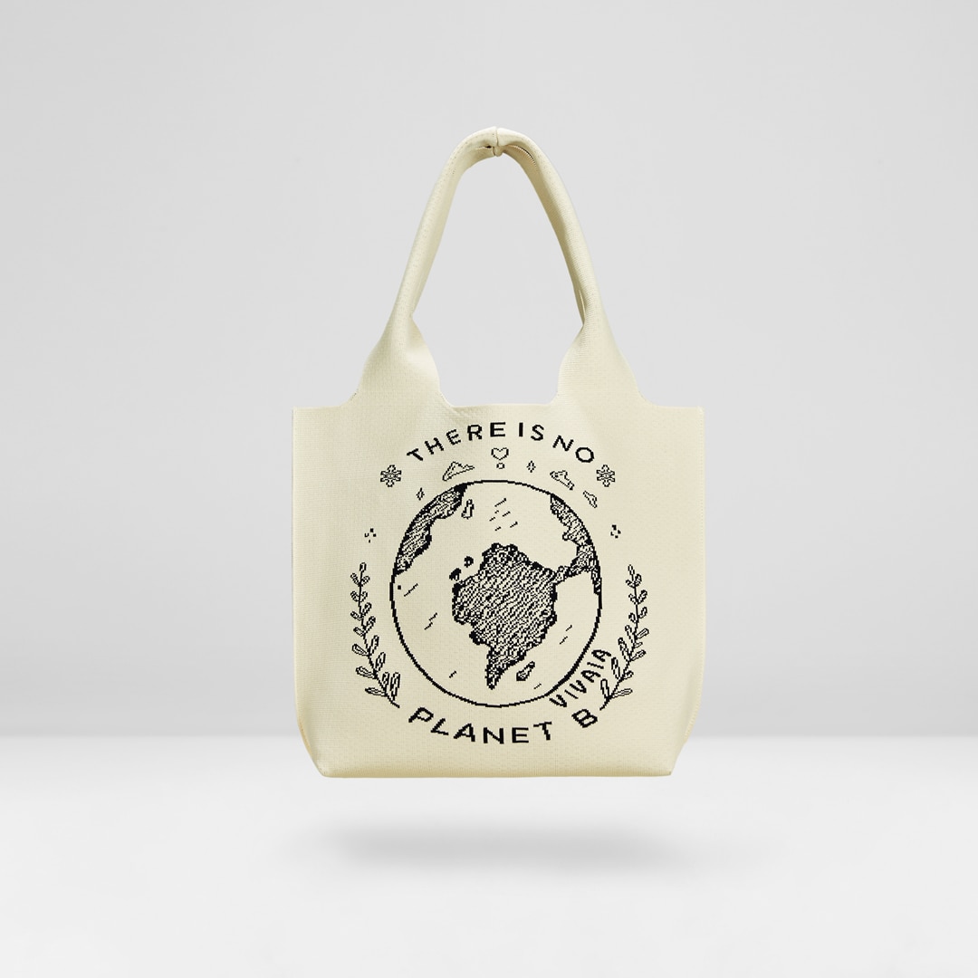 Yoki Tote-Planet Earth