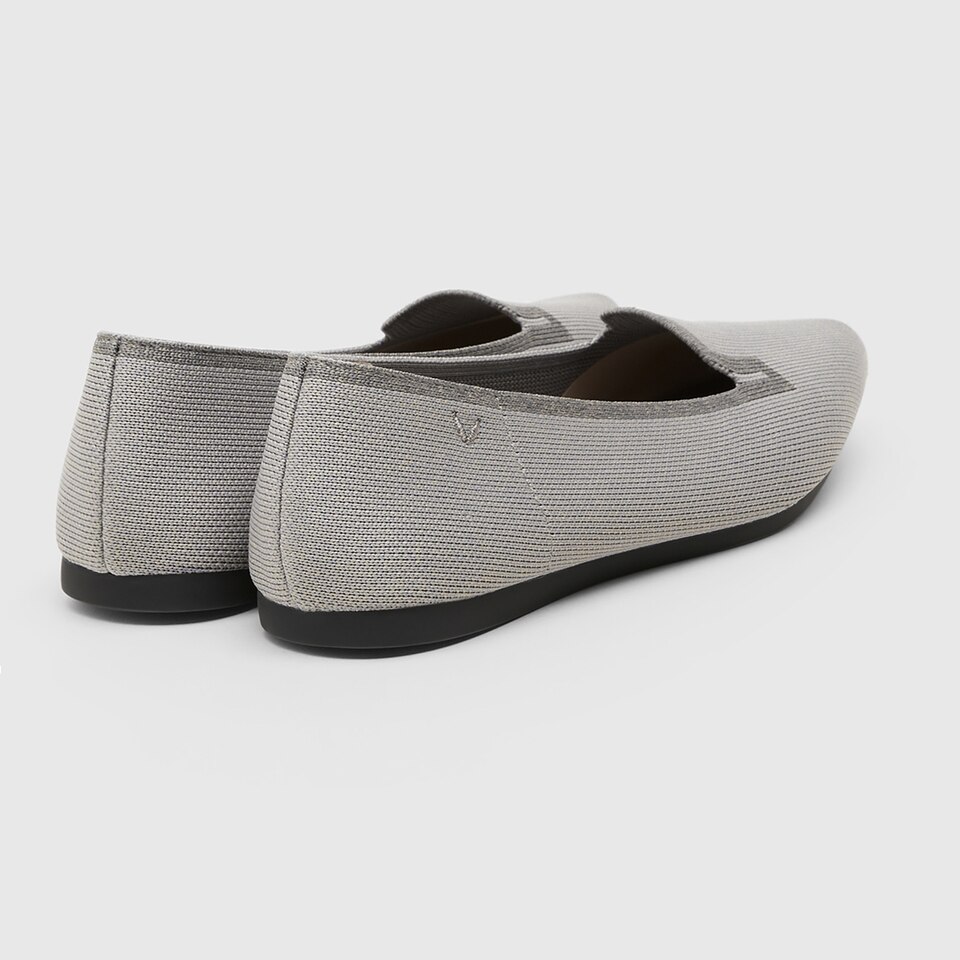 Manon Pointy Flats in Cloud Grey | Women's Sustainable, Washable and Stylish Black Shoes | VIVAIA