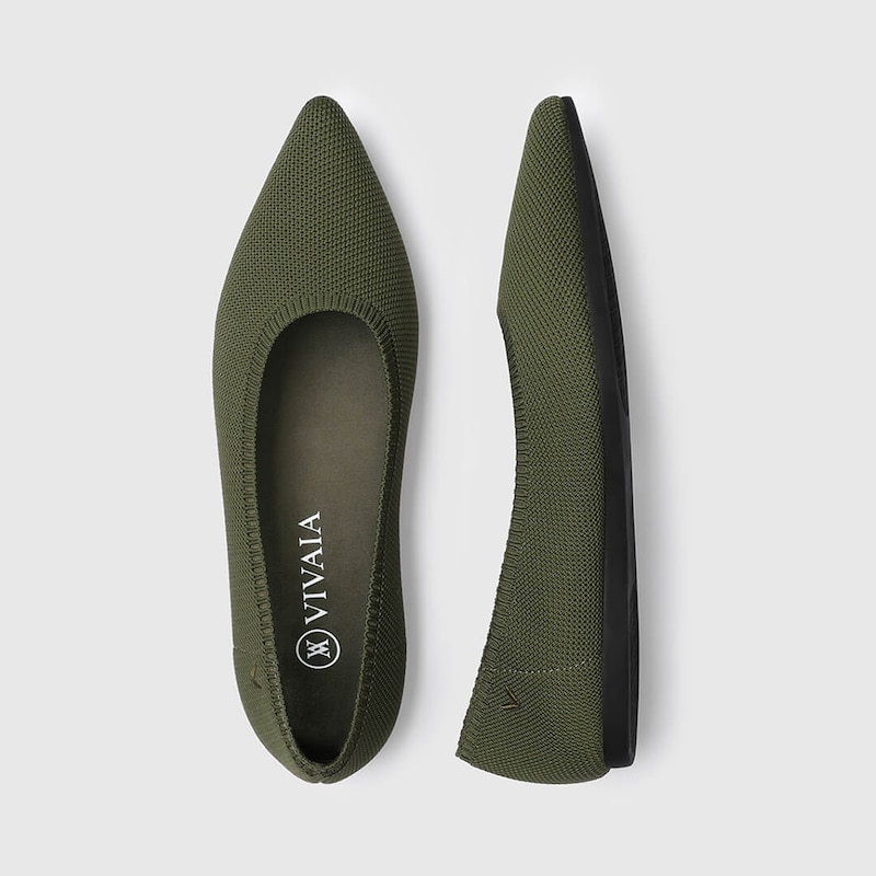 Aria 2.0 Pointy Flats in Moss Green | Women's Sustainable, Washable and Stylish Shoes | VIVAIA
