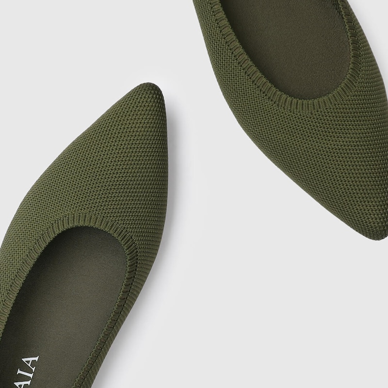 Aria 2.0 Pointy Flats in Moss Green | Women's Sustainable, Washable and Stylish Shoes | VIVAIA