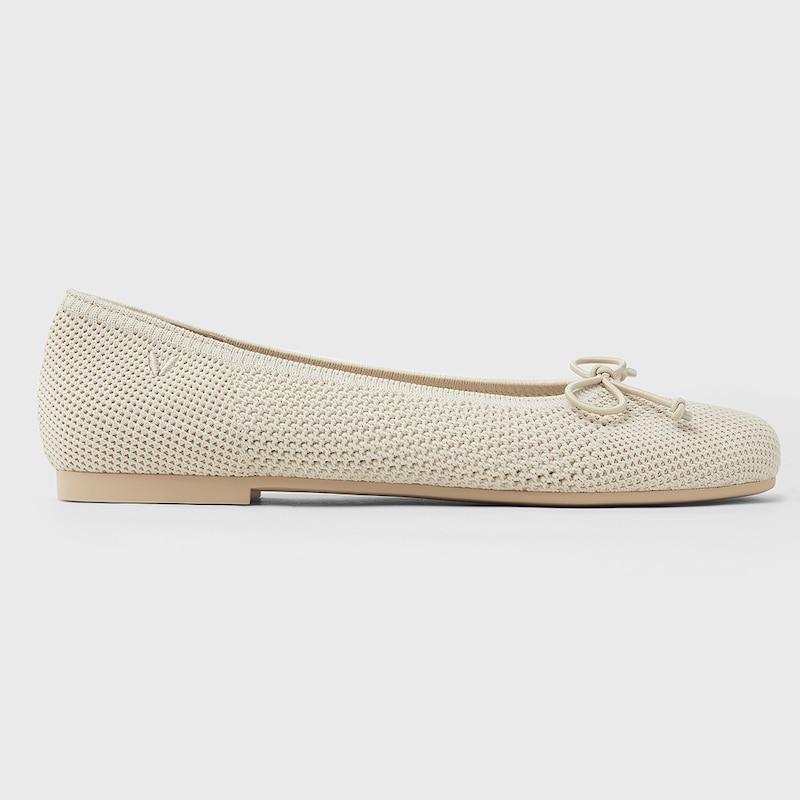 Odette Round-toe Flats in Cream Ivory | Women's Sustainable, Washable and Stylish Shoes | VIVAIA