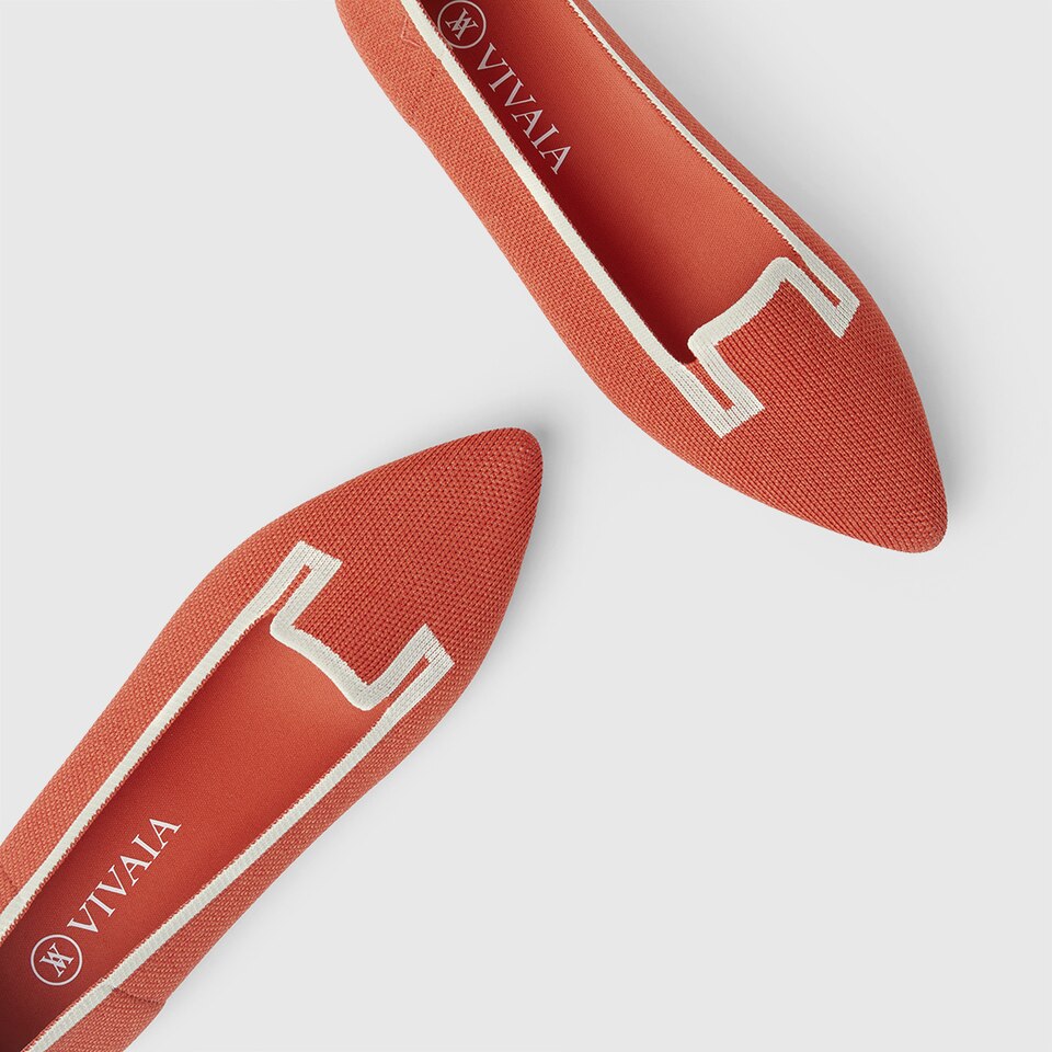 Manon Pointy Flats in Carrot Orange-Sustainable & Washable | VIVAIA