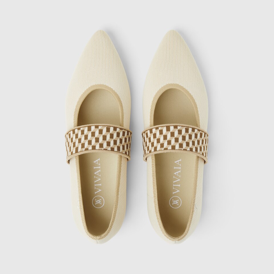 Bona Pointy Flats in Coral Orange | Women's Sustainable and Stylish Shoes | VIVAIA