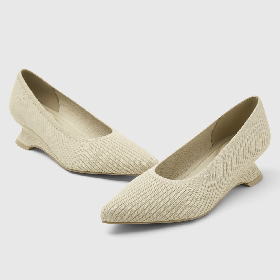 Liraz Pointy Heels in Cream Ivory | Women's Sustainable and Stylish Shoes | VIVAIA