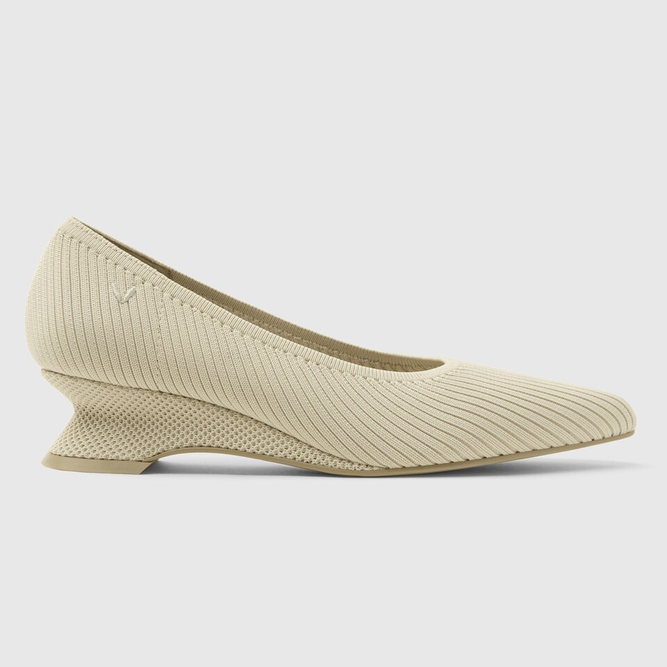 Liraz Pointy Heels in Cream Ivory | Women's Sustainable and Stylish Shoes | VIVAIA