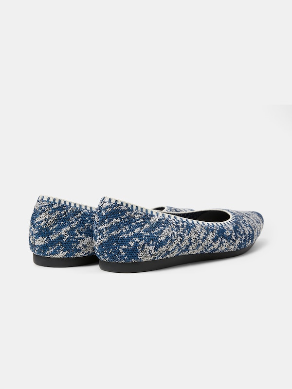 Aria 2.0 Pointy Flats in Limited Ocean Blue | Women's Sustainable, Washable and Stylish Shoes | VIVAIA