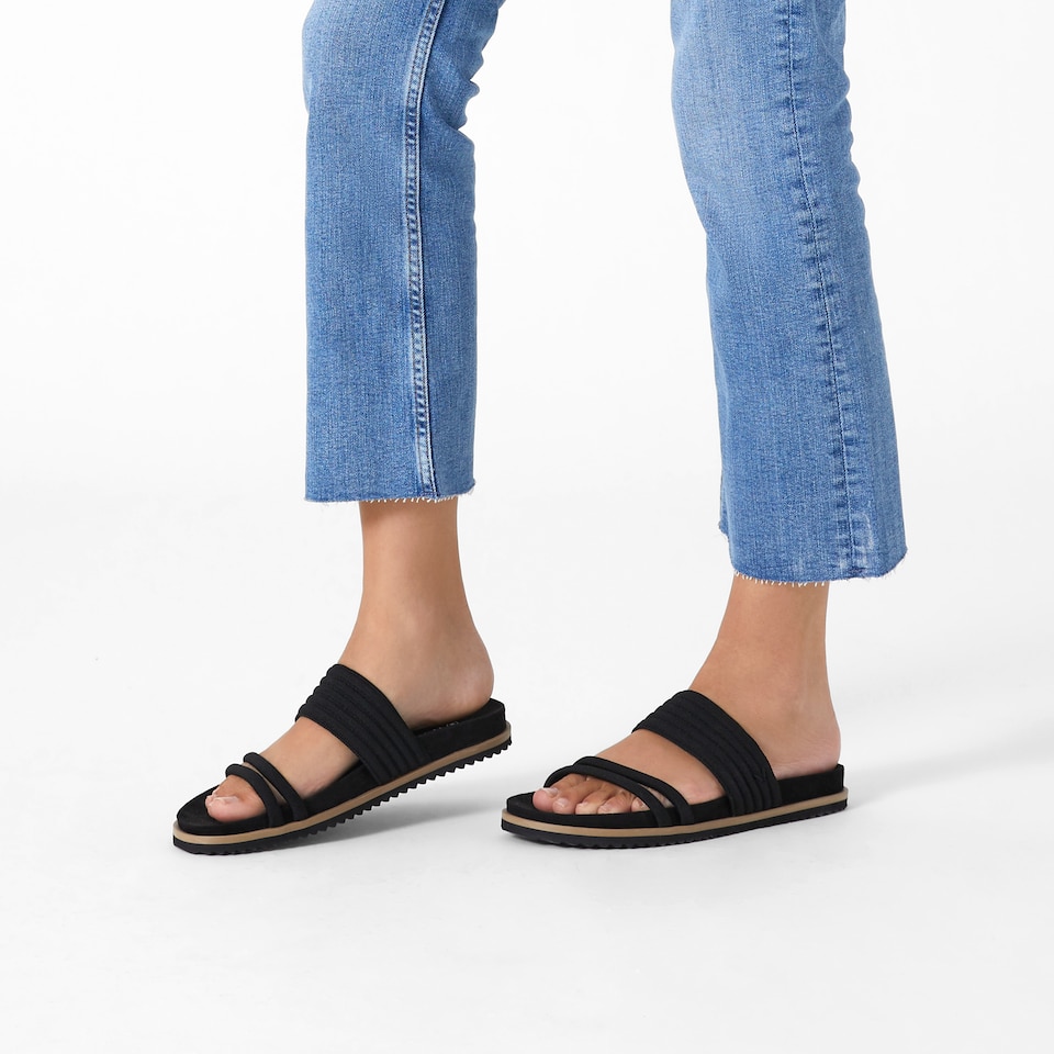 Chaya Round-toe Slide Sandals in Black | Women's Sustainable and Stylish Shoes | VIVAIA