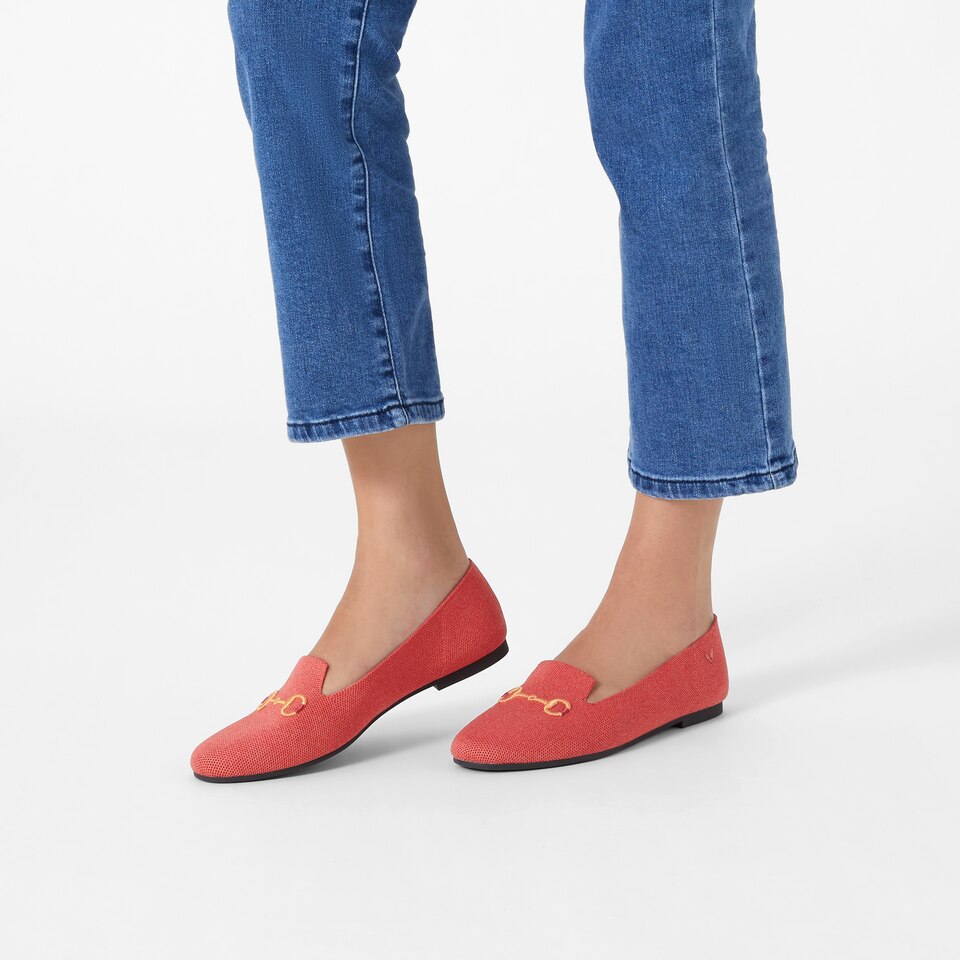 Eillen Round-toe Loafers in Ferrari Red-Sustainable & Washable | VIVAIA