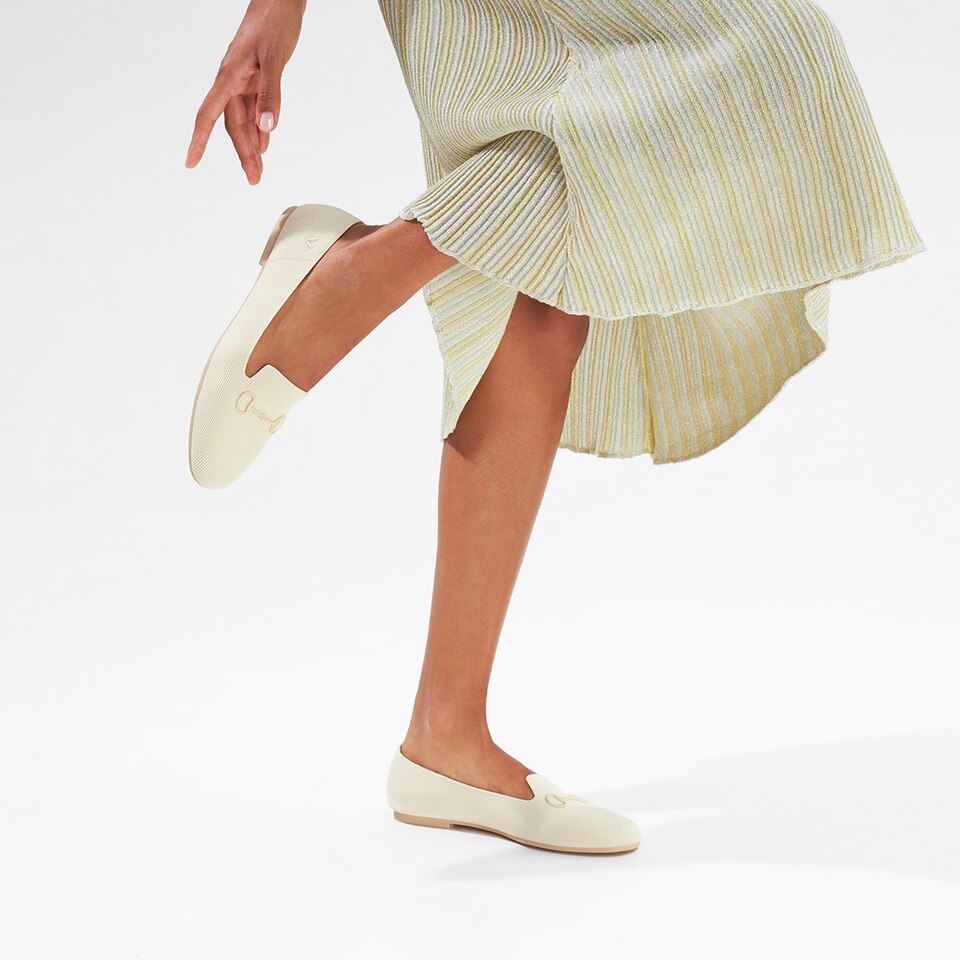 Eillen Round-toe Loafers in Cream Ivory | Women's Sustainable, Washable and Stylish Shoes | VIVAIA