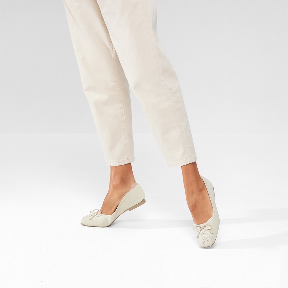 Elvira Square-toe Ballet Flats in Cream Ivory | Women's Sustainable, Washable and Stylish Black Shoes | VIVAIA