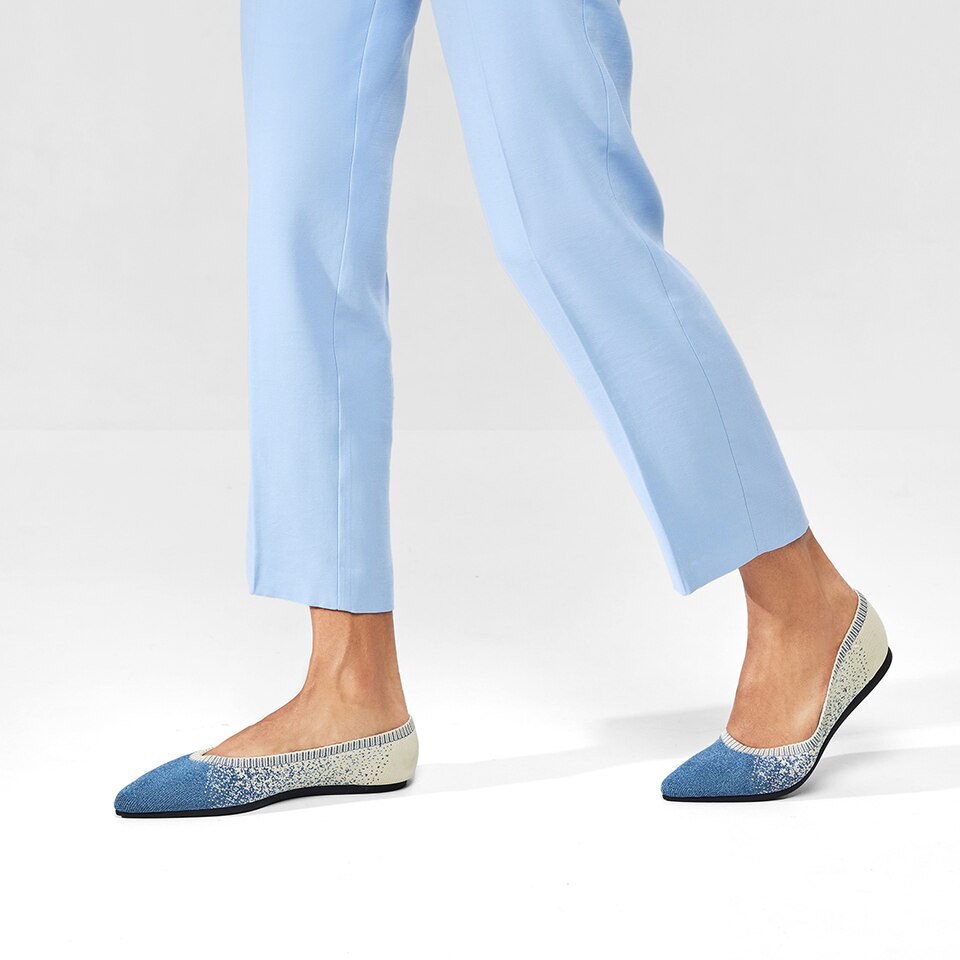 Aria 2.0 Pointy Flats in Starry Blue-Sustainable & Washable | VIVAIA