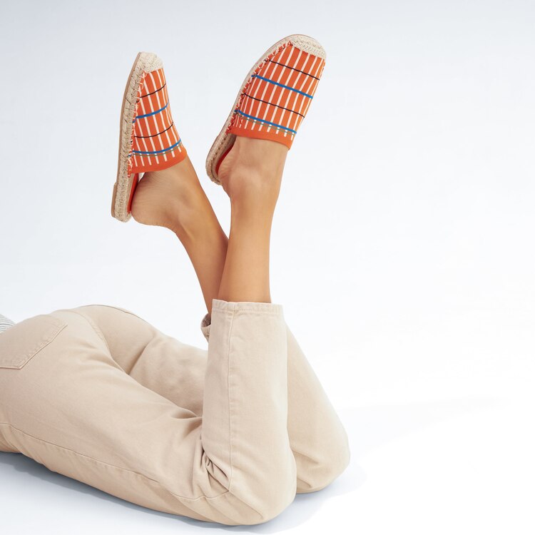 Sherly Round-toe Slides in Pumpkin Orange | Women's Sustainable and Stylish Shoes | VIVAIA