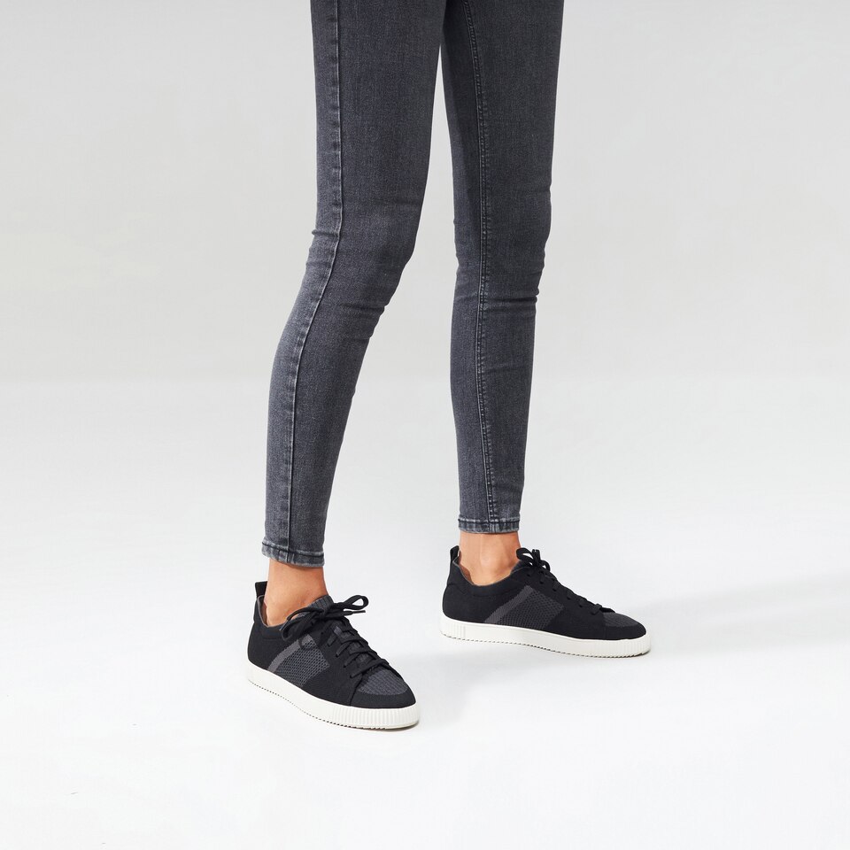 Evermore Round-toe Sneakers in Deep Ebony-Sustainable & Washable | VIVAIA