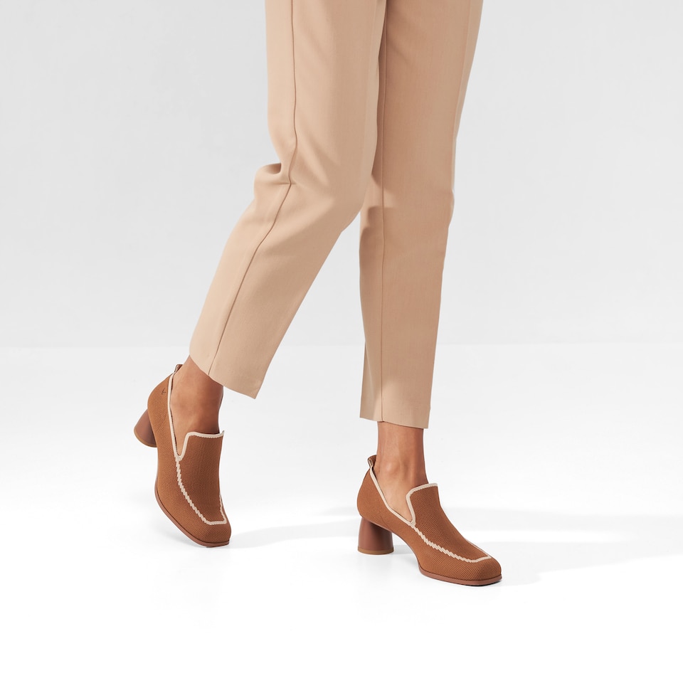 Quinn Pointy Heeled Loafers in Natural Brown | Women's Sustainable and Stylish Shoes | VIVAIA