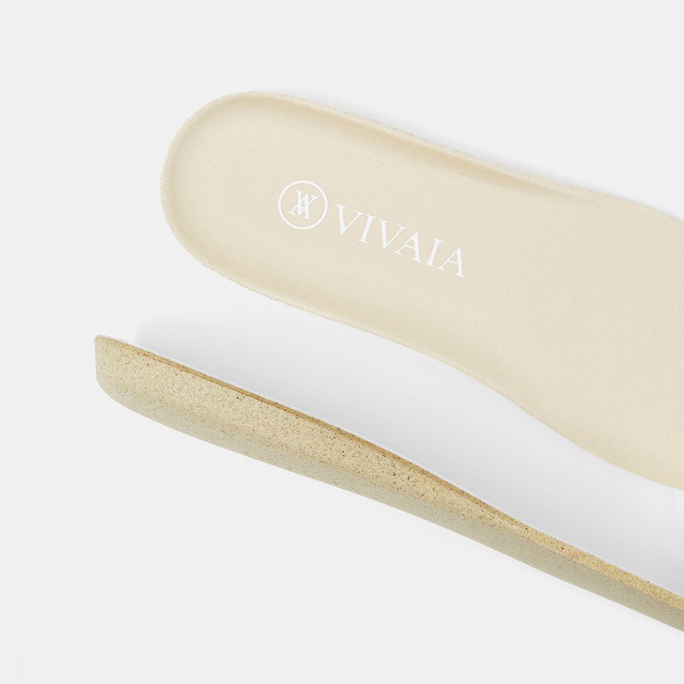 Breathable Square-toe Insoles in Cream Ivory | Accessories | VIVAIA
