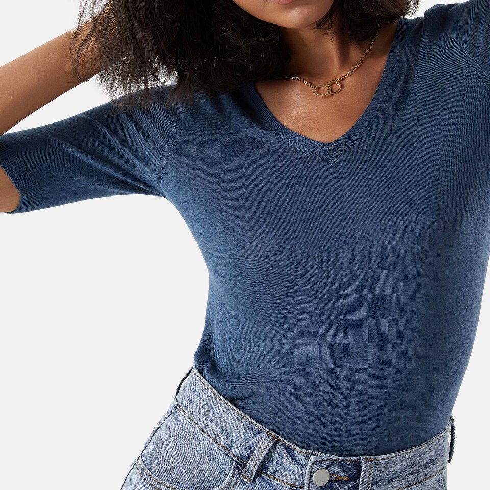 Paisley V-neck Top in Marine Blue | Women's Comfy Knitwears Made from Recycled Materials | VIVAIA