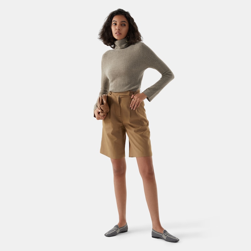  Trinity Cashmere Turtle Neck Sweater in Camel Brown | Women's 100% Organic Comfy Knitwears | VIVAIA