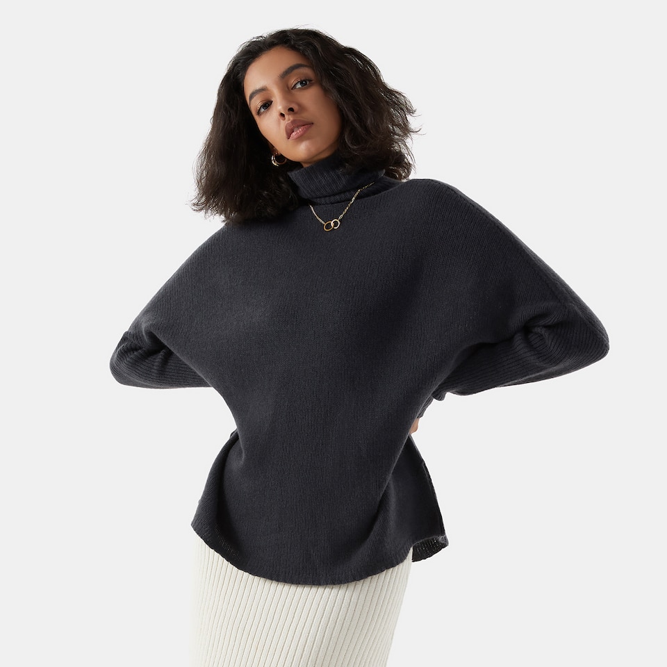 Jimena Cashmere Turtle Neck Sweater in Grey Blue | Women's 100% Organic Comfy Knitwears | VIVAIA