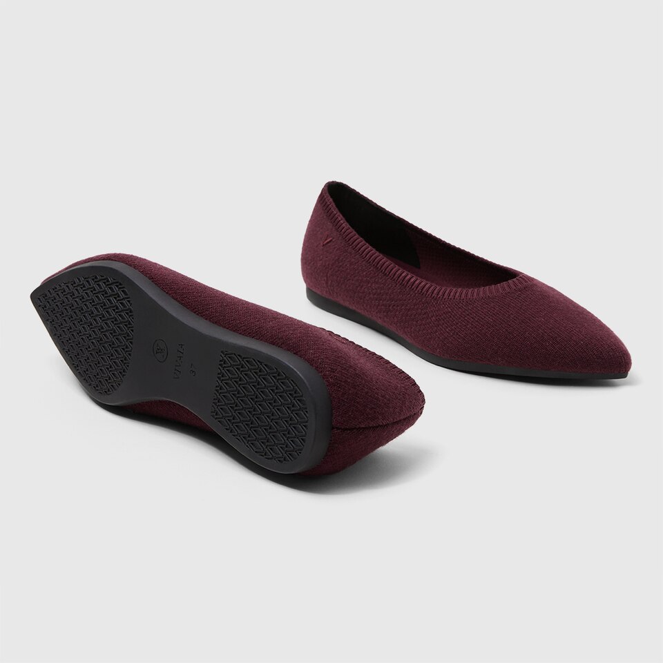 Aria Pointy Wool Flats in Garnet Red-Sustainable & Washable | VIVAIA