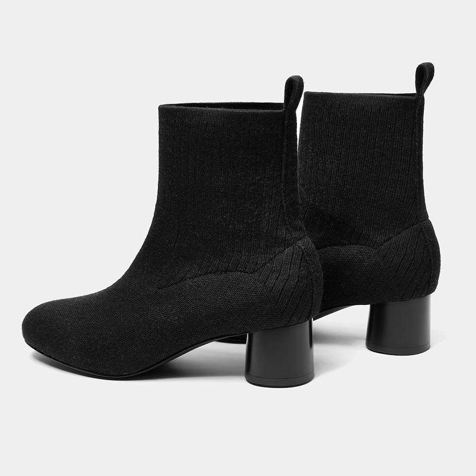Zoe Round-toe Wool Ankle Boots in Black-Sustainable & Stylish | VIVAIA