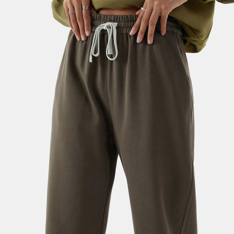 Hettie Loose Jogger in Grey Green | Women's Organic, Sustainable and Stylish Pants | Clothing | VIVAIA