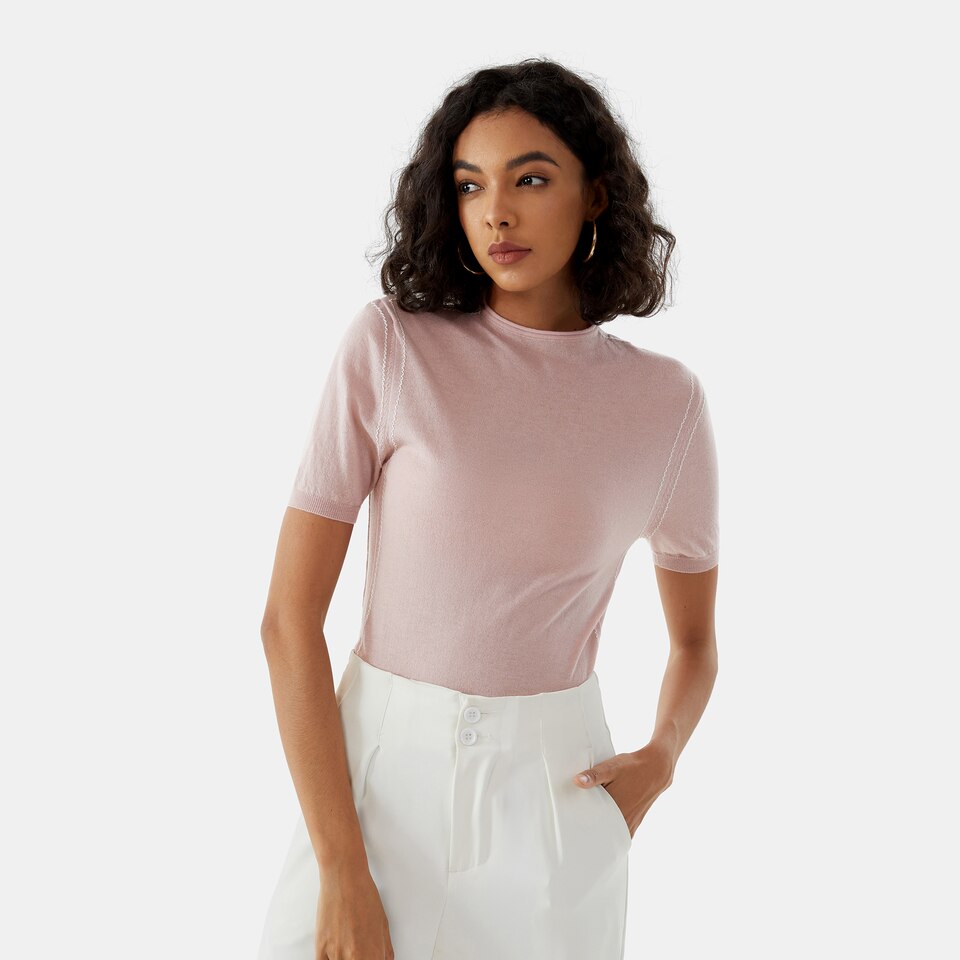 Earla Wool Top in Pale Pink | Women's Organic, Sustainable and Stylish Knitwears | Clothing | VIVAIA