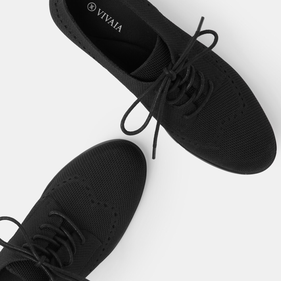 Victoria Round-toe Oxfoad Loafers in Black | Women's