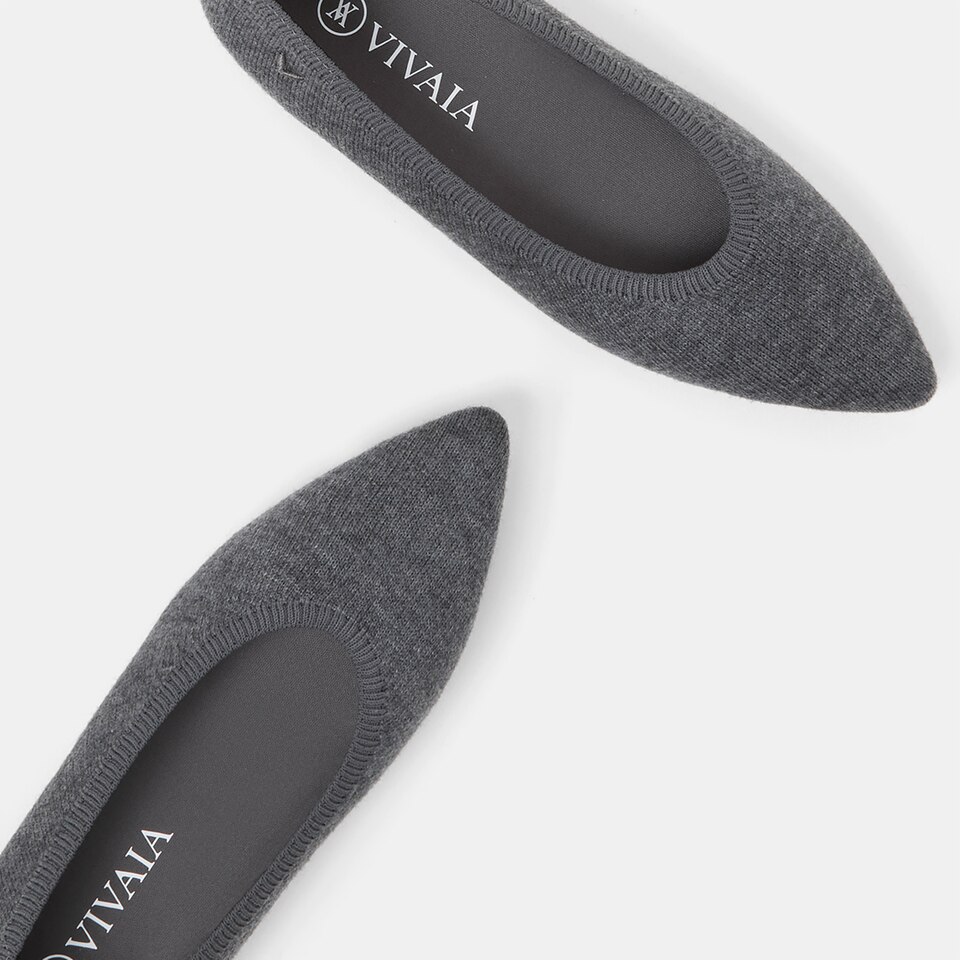 Aria Wool Pointy Flats in Rich Grey-Sustainable & Washable | VIVAIA