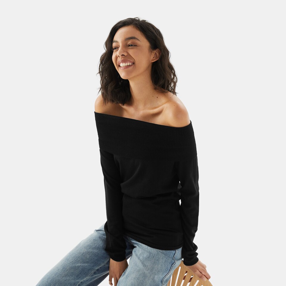 Brittany Wool Off Shoulder Sweater in Black | Women's Organic, Sustainable and Stylish Knitwears | Clothing | VIVAIA
