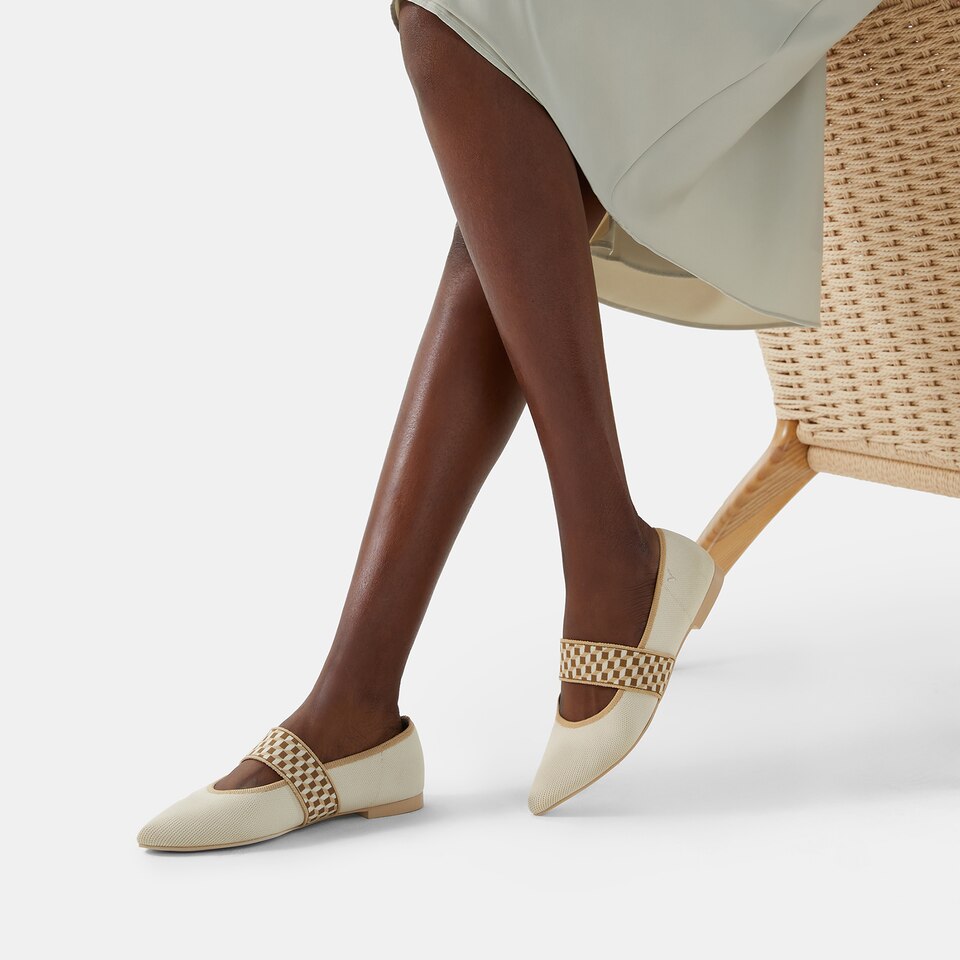 Bona Pointy Flats in Coral Orange | Women's Sustainable and Stylish Shoes | VIVAIA