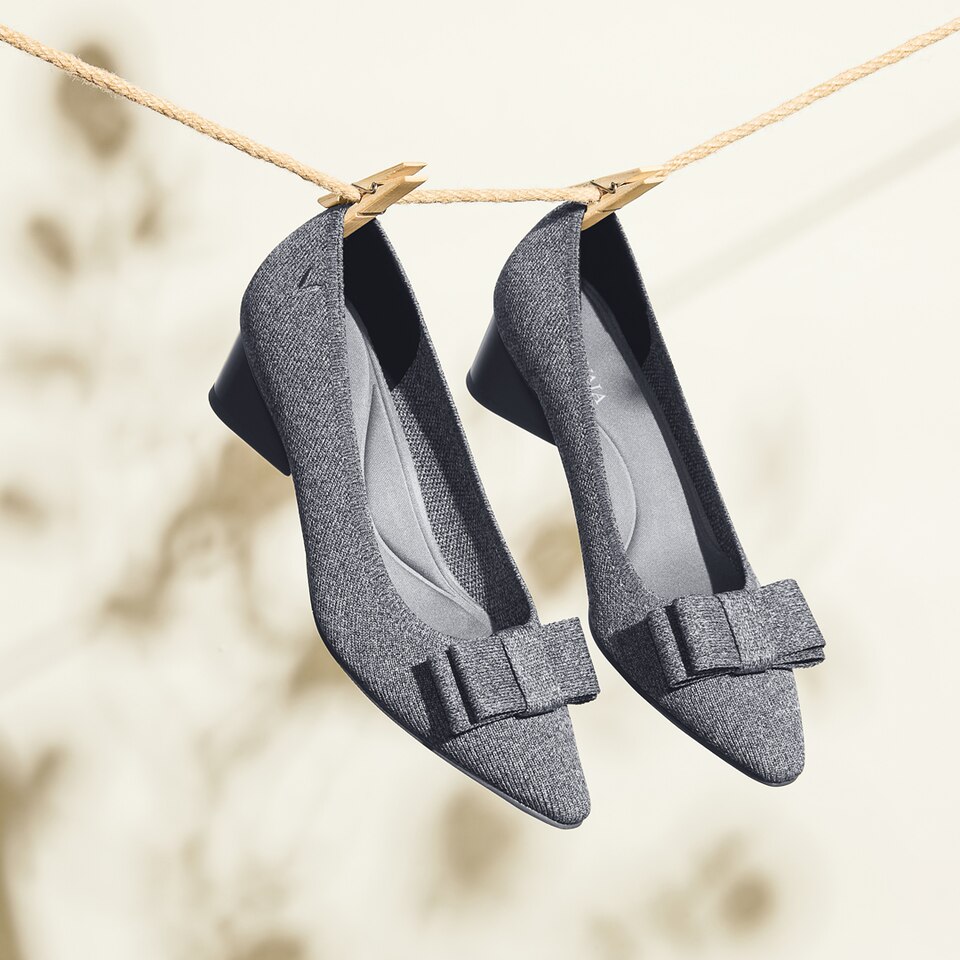 Titli Pointy Bow Heels in Silver Grey-Sustainable & Stylish | VIVAIA