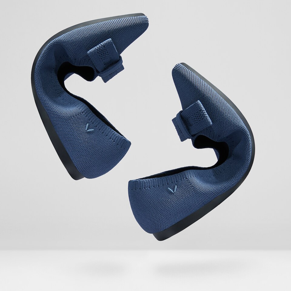 Esther Pointy Flats in Marine Blue-Sustainable & Washable Shoes | VIVAIA